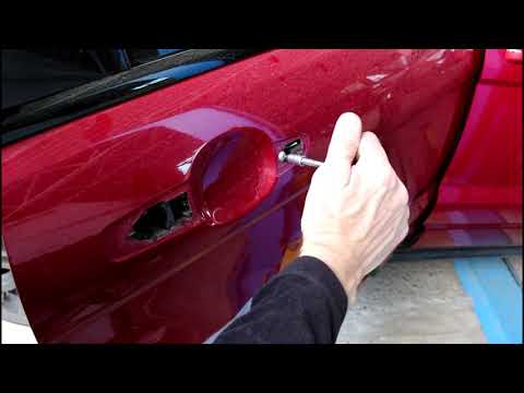 Ремонт замка задней двери на Range Rover Evoque 2,2 Ленд Ровер Эвок 2013 года 1
