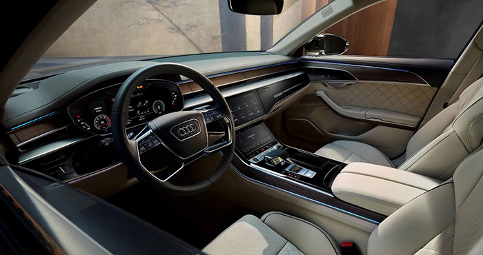 Представительский седан Audi A8L Horch 3